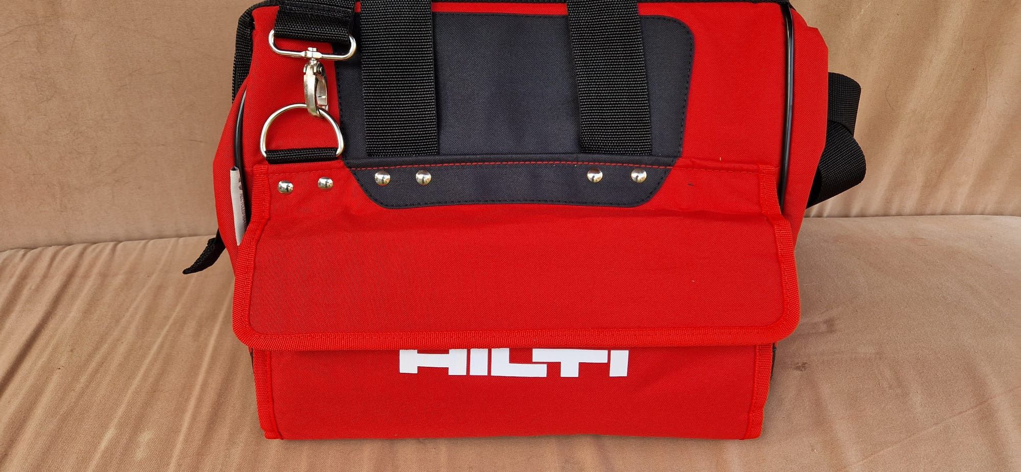 Hilti teodolit digital