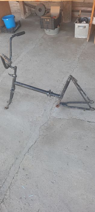 Продам велосипедную раму