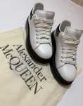 Adidasi Alexander McQueen-pret negociabil