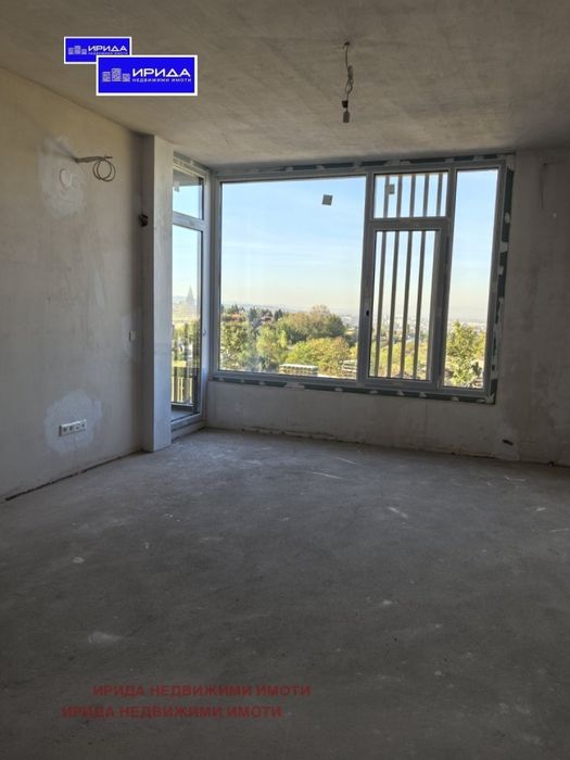 Просторен четиристаен апартамент в Бояна с  АКТ 16!