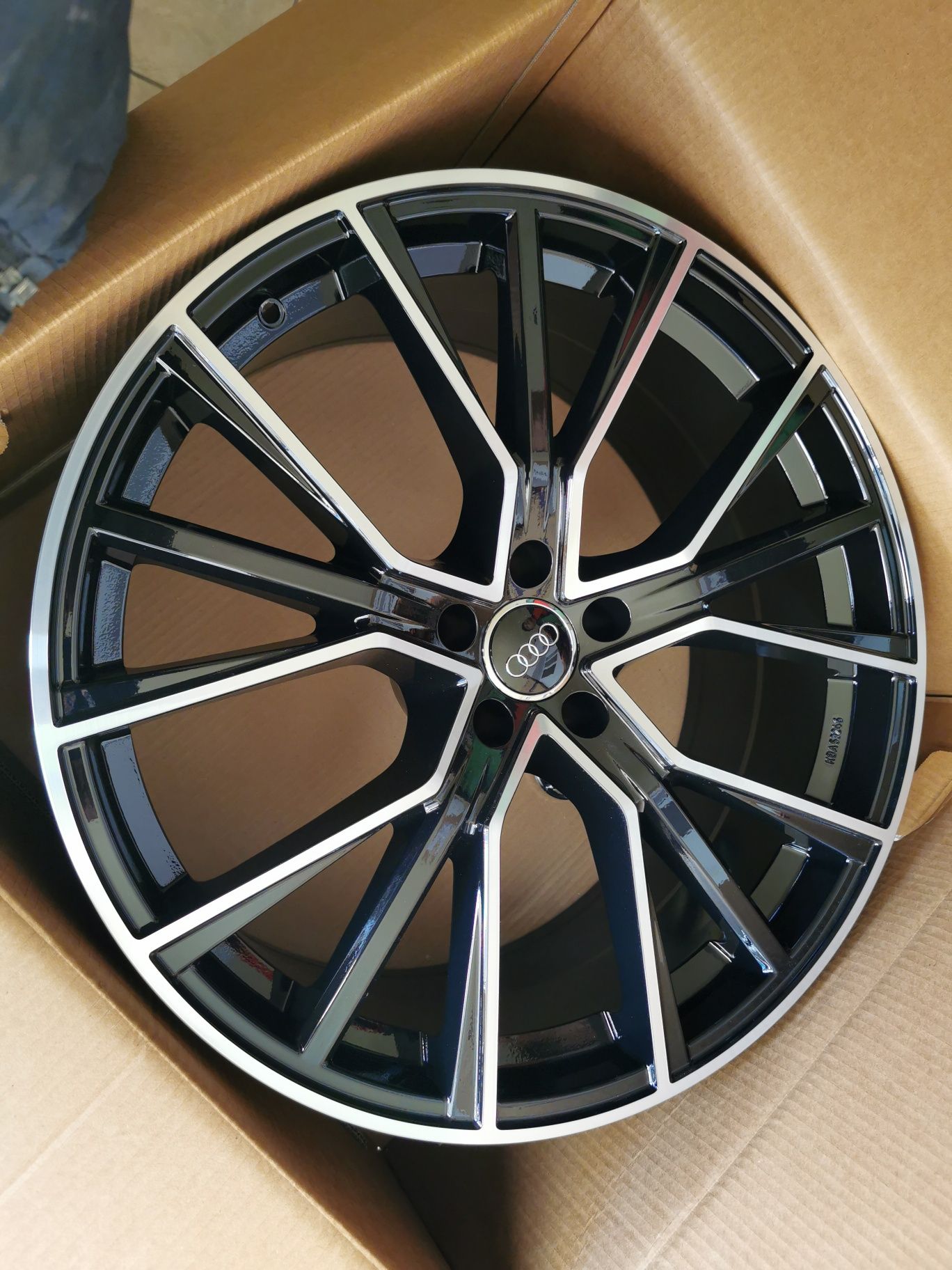 Vand jante de aliaj pentru Audi pe 20 marca Avus model Af18