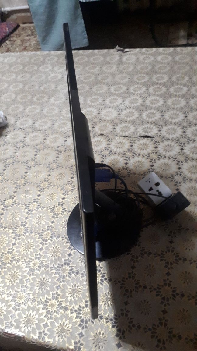 Monitor AOC 19 sotiladi