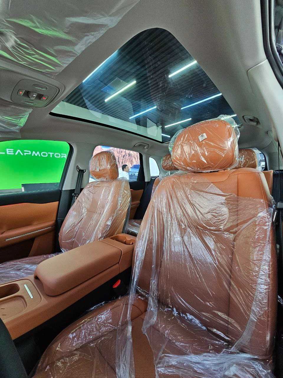 Leapmotor C10 от официального дистрибьютору с гарантией без полигон