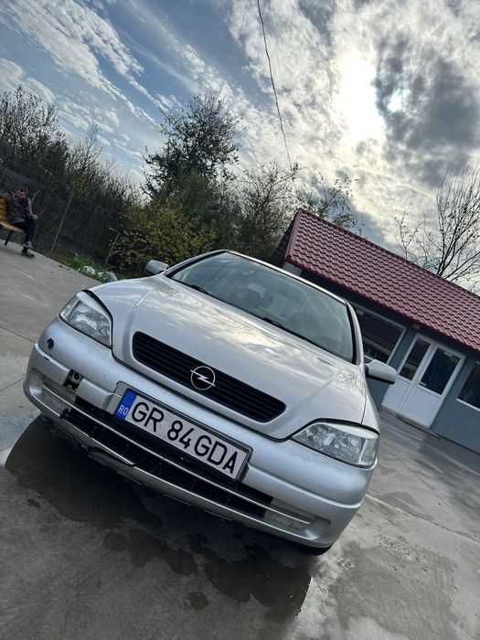 Vând Opel astra G