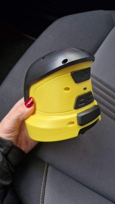 Електрическа стъргалка за автомобилни стъкла