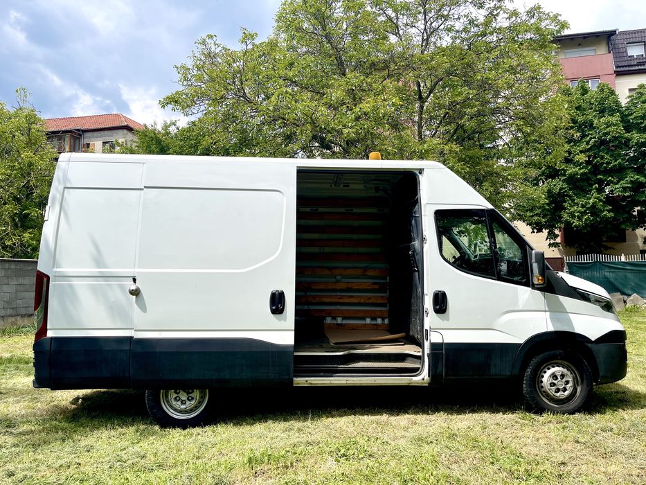 Inchiriez duba / microbuz marfa