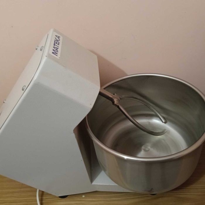 Тестомесачка 10л