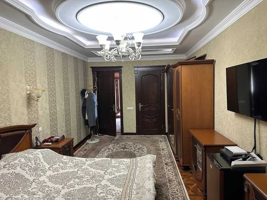 Продаётся Евродом на Домбрабад, 16-Гор. Больница, 3,7-соток (N 8975)