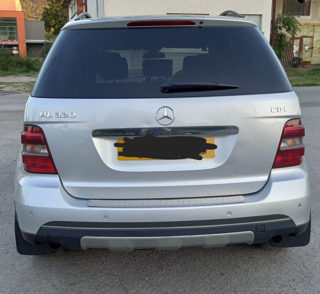 Ляв десен стоп Мерцедес МЛ W164 стопове Mercedes ML W164