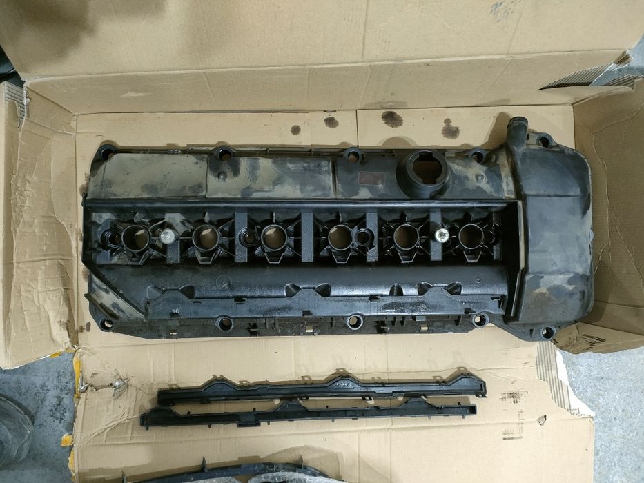 Клапанная крышка BMW E60