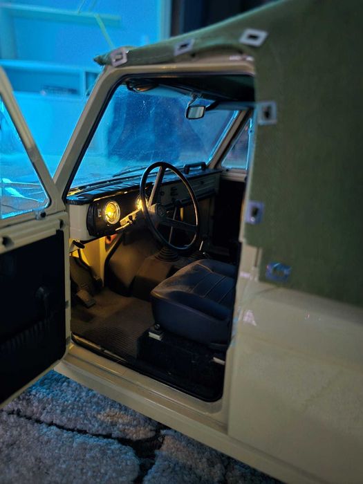 Machete Auto Colectionari Aro 240 + Dacia 1300 metal scara 1.8