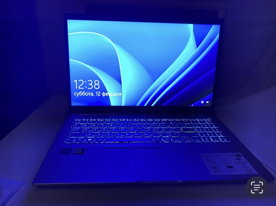 Ноутбук ASUS 15