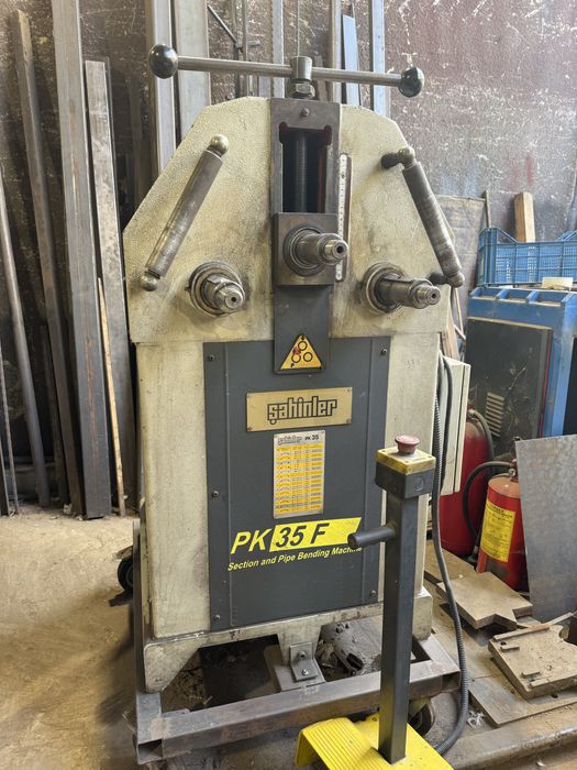 Машина за огъване