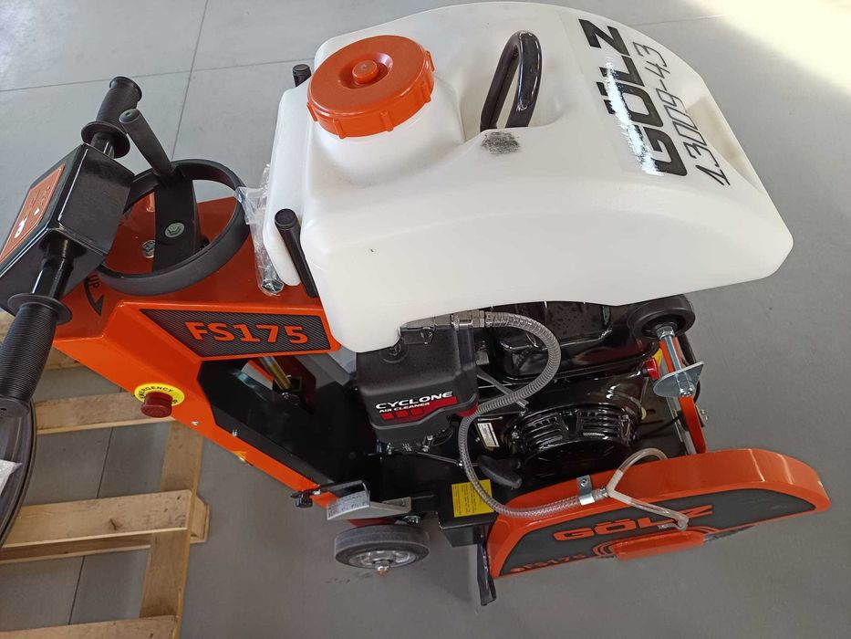 Nacele, utilaje mica mecanizare, echipamente de ridicat in constructii