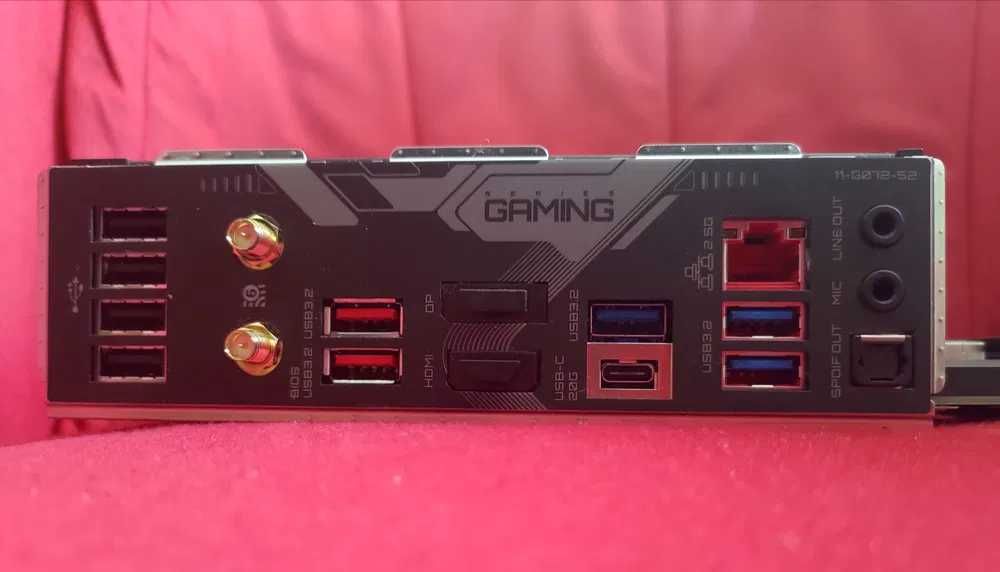 Core i7-13700KF и дъно Gigabyte Z790 Gaming с WiFI /опции RAM NVMe