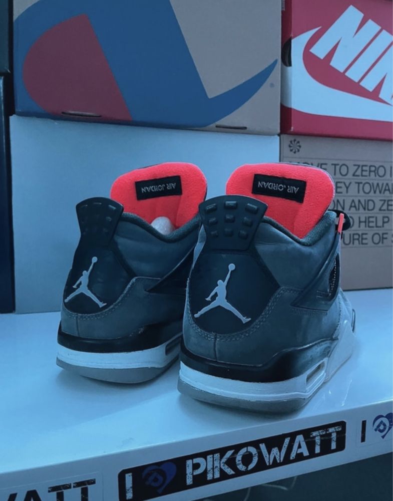 Jordan 4 infrared
