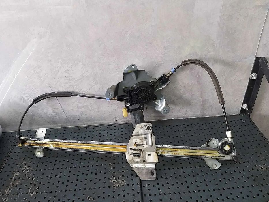 Macara cu motoras stanga fata ford transit connect p65 p70 p80 2t14v23201bg