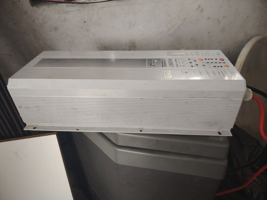 Инвертор 2600w-24v пълна синосоида