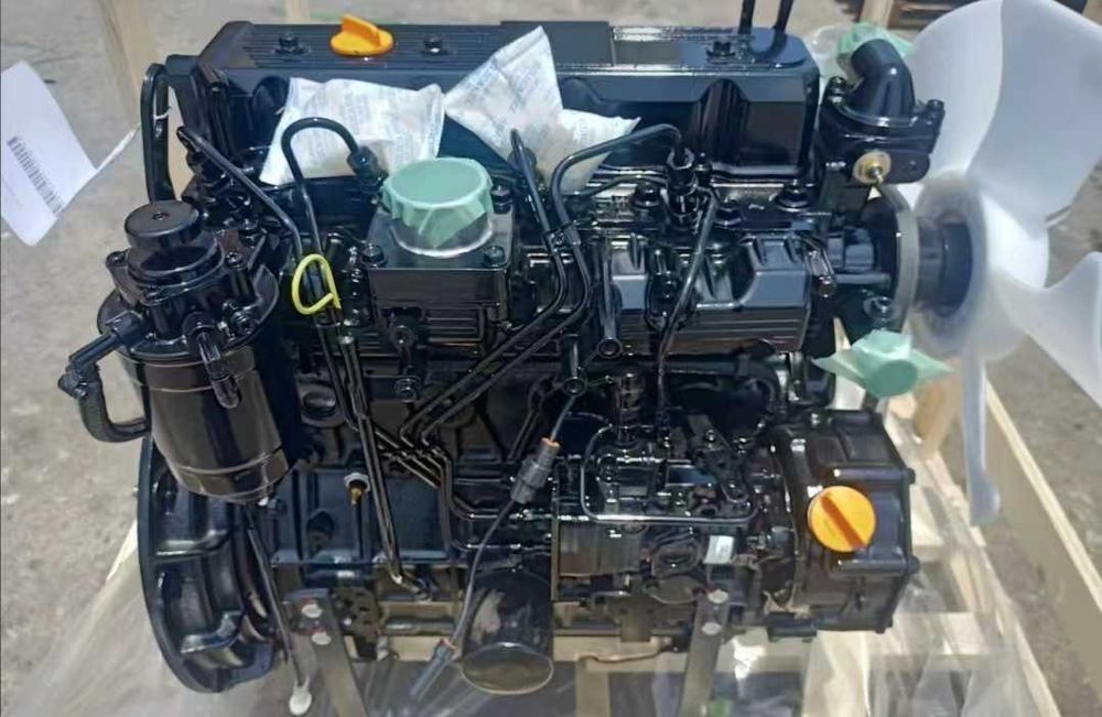 Motor complet Yanmar 4TNE98 - PE NOU - Piese de schimb Yanmar