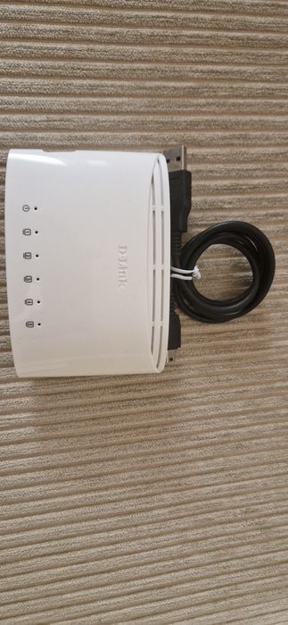 Switch D-LINK DGS- 1005D