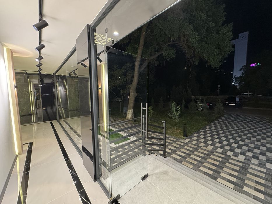 Ц-4 | Алайский - Продается нежилое помещение вдоль дороги 75м2