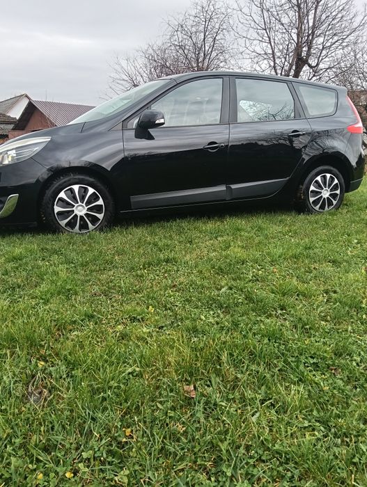 Renault grand scenic  3 an 2012 mot1,5 deci 81 kw