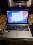 Vand sau Schimb laptop Asus i7