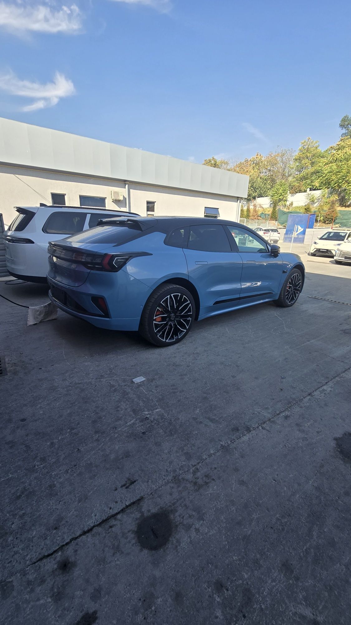 Zeekr 001 you z sport. full specifications. 2025 yil. Restyling