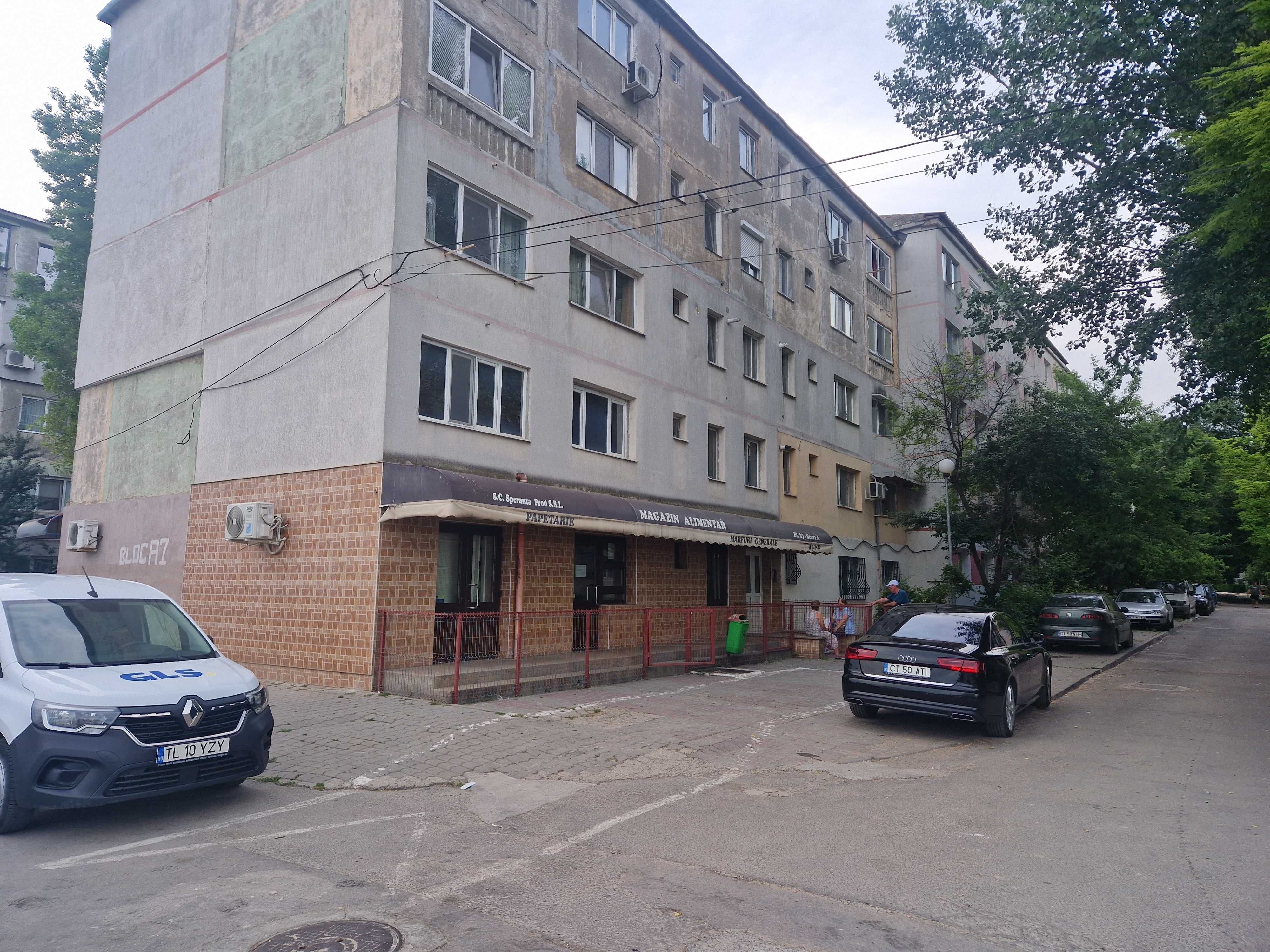 Inchiriez spatiu comercial in Medgidia str Independentei zona SCOALA 2