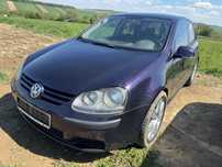 Dezmembrez Golf 5