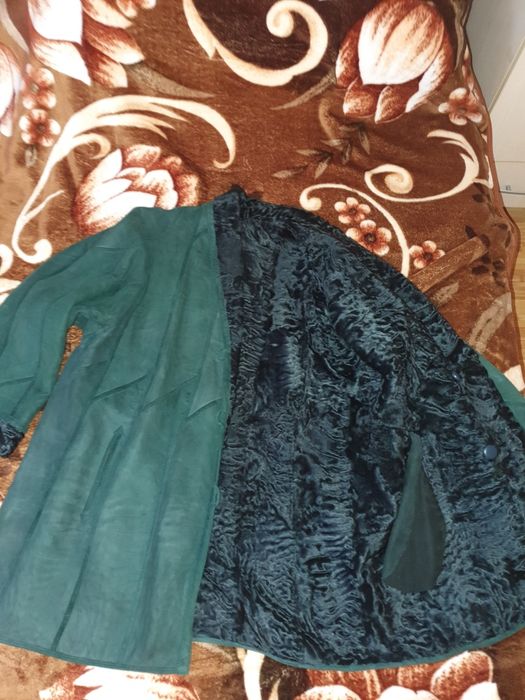 Haina piele cu blana Karakul (Astrahan)