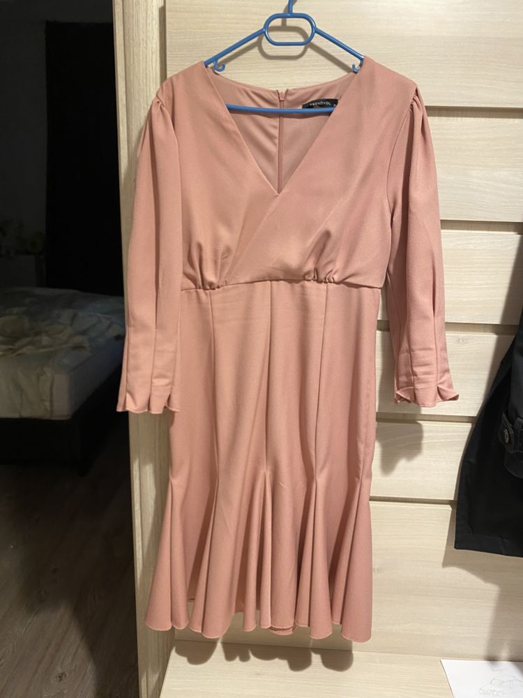 Rochie casual roz 38 / M