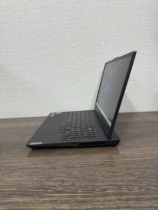 12-Ядерный Lenovo Legion Ryzen-5 (Аналог intel Core i7) с GTX1650TI