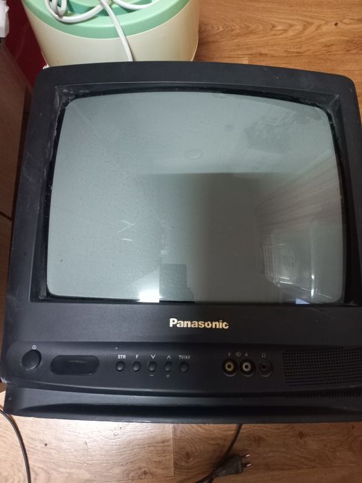 Panasonic crt 37 cm 54 m si Sharp 37