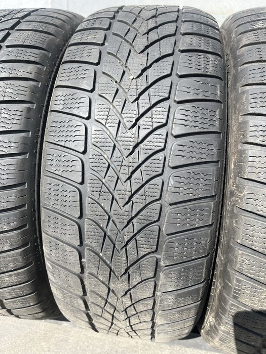 4 бр. зимни гуми 225/55/17 Dunlop MO DOT 0819 5 mm