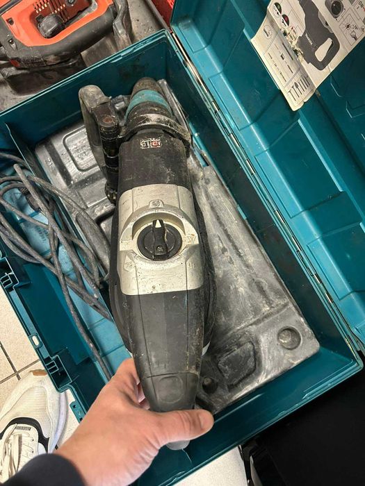 Къртач Makita Hr5212c