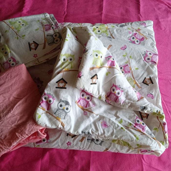 Олекотено ,два долни и един горен за кошара