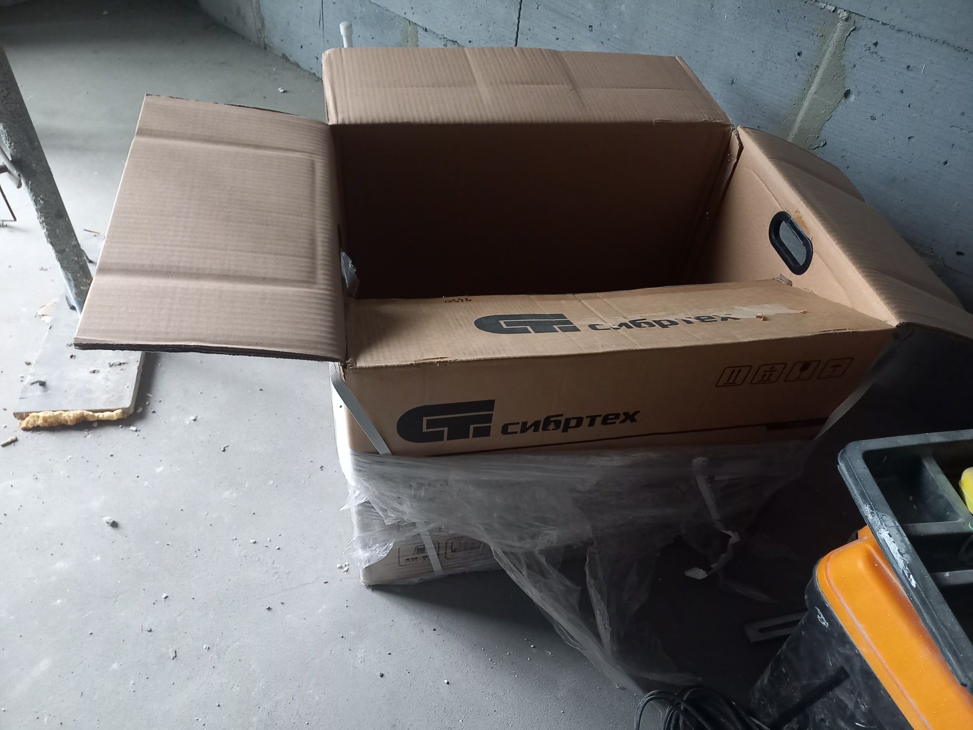 Generator dvejok 3.2 kw holati yangi srochna sotiladi