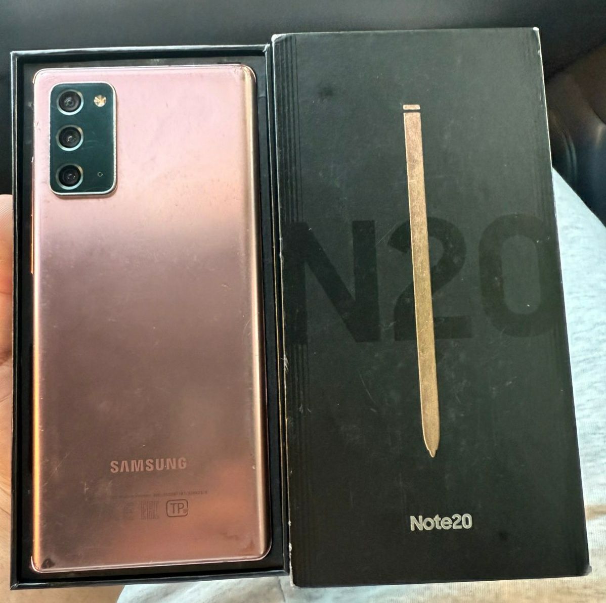 Samsung Galaxy Note20 256 гб андройд 10