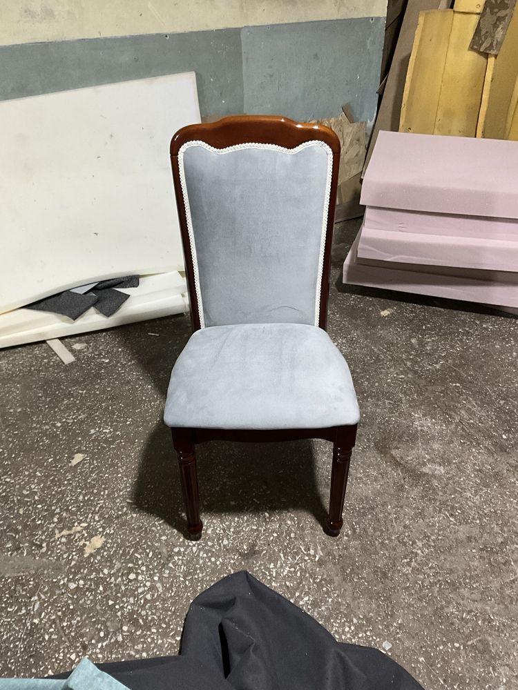 Реставрация обивка мягкой мебели и стульев