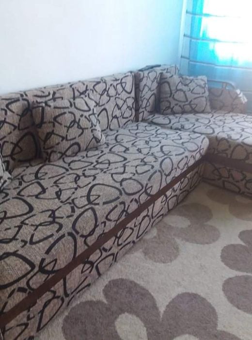 Închiriez garsonieră