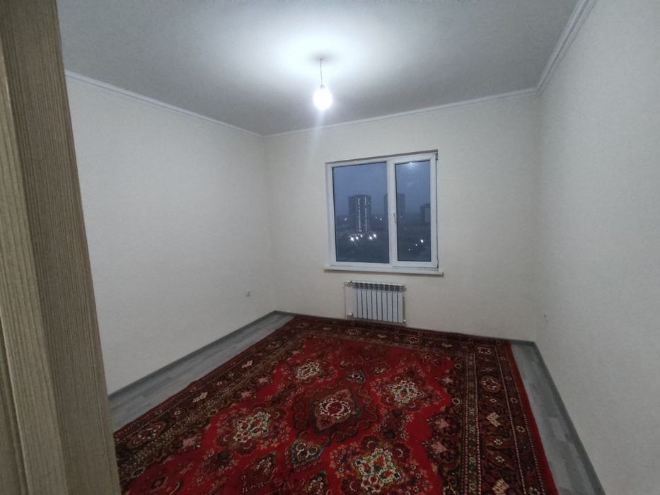 3 xonali uy sotiladi srochni 14 etajda yangi hechkim yashamagan kredet