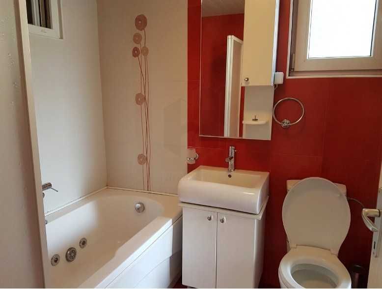 Дава се под наем Тристаен апартамент в Пловдив, Каменица 1 - 88 кв.м за 255 € - Снимка #4