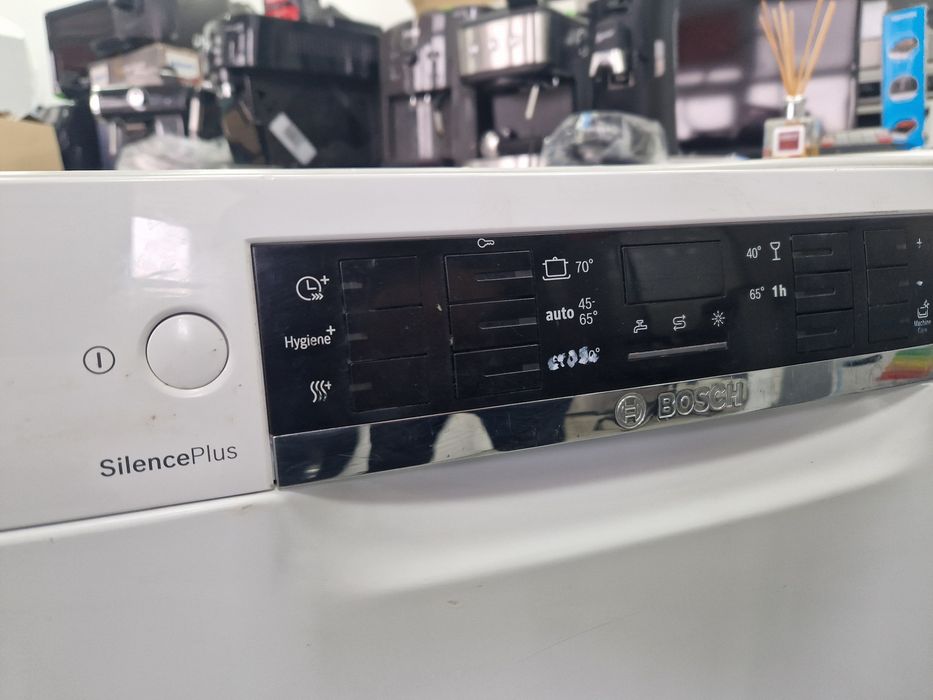 Съдомиялна за полу вграждане BOSCH Serie/4