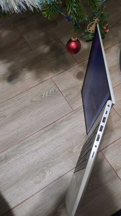 Laptop HP EliteBook 450 G8 , i5-1135G7 , 32 gb ram -tastatura luminata