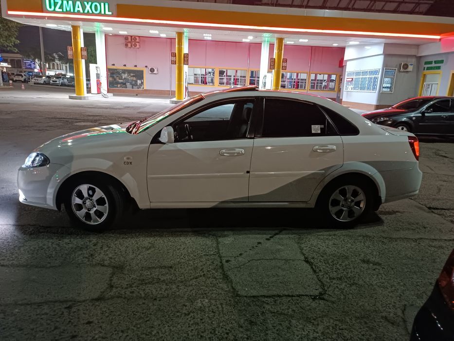 Chevrolet jentra 3-poz avtomat. Nasiya savdo boshiga 4000