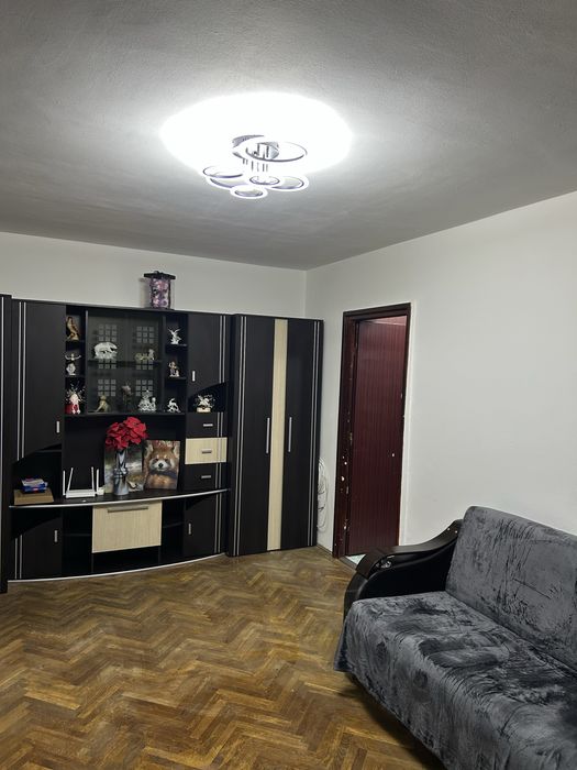 Apartament regim hotelier Craiova - peste strada de Mc