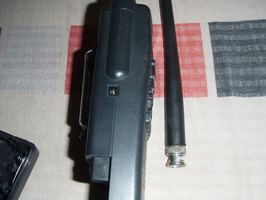 Scaner radio Albrecht AE65H 66 - 88Mhz, 137 - 174Mhz, 406 - 512 Mhz