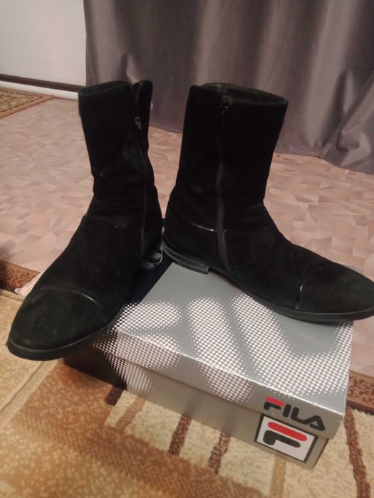 Продам мужские сапоги