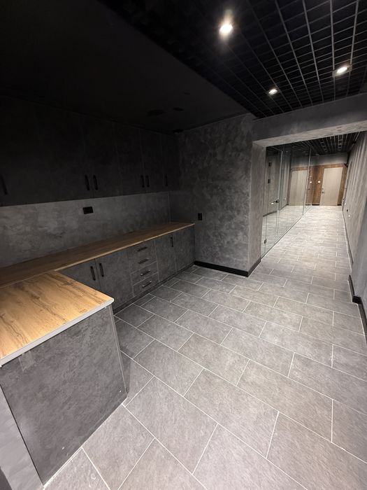 Аренда! Ул.Шота.Руставели. Под офис 15,6м2. Вдоль дороги!